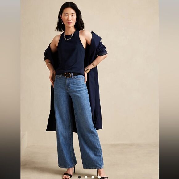 BANANA REPUBLIC PONTE TWIST-BACK TOP - Picture 1 of 8